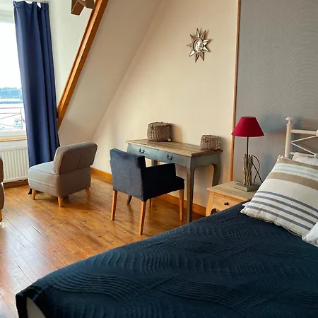 Les Transats Et Face à La