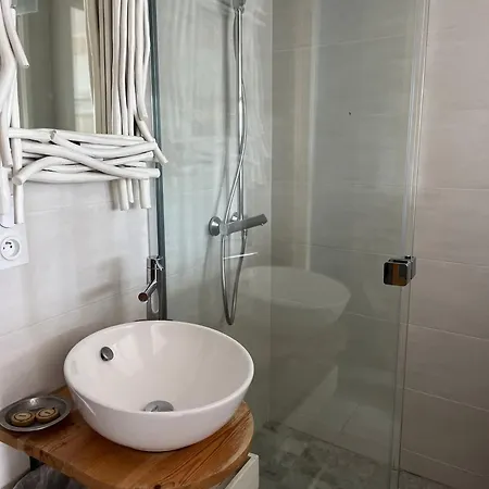 Les Transats Et Face A La Guest house
