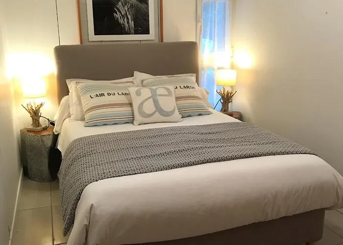 Les Transats Et Face A La 3* Barfleur