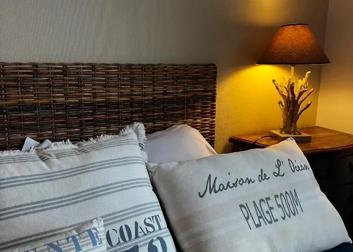 Les Transats Et Face à La Casa de hóspedes Barfleur