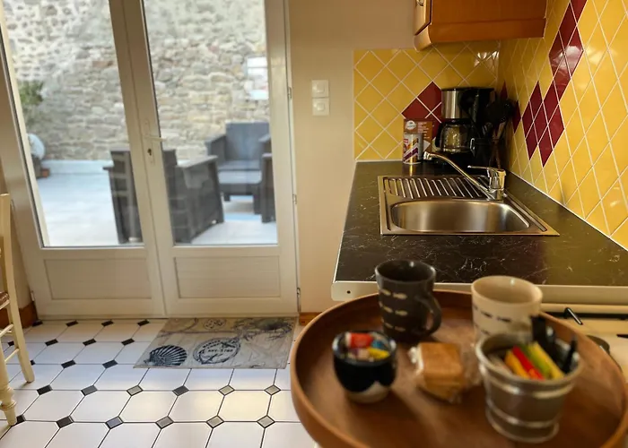 Les Transats Et Face à La