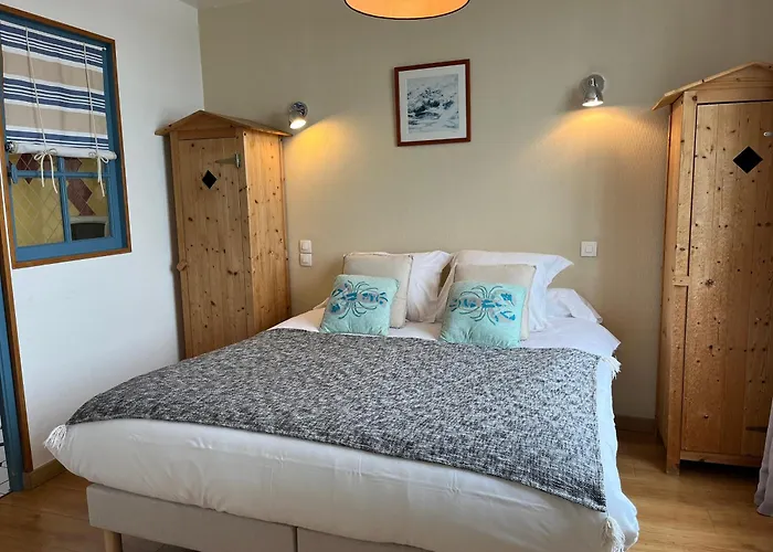 Les Transats Et Face A La 3* Barfleur