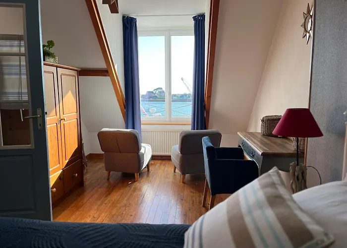 Les Transats Et Face A La