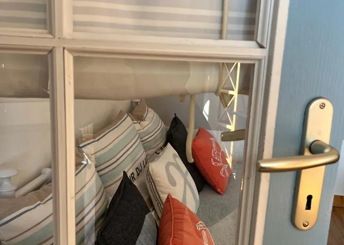 Les Transats Et Face A La Guest house