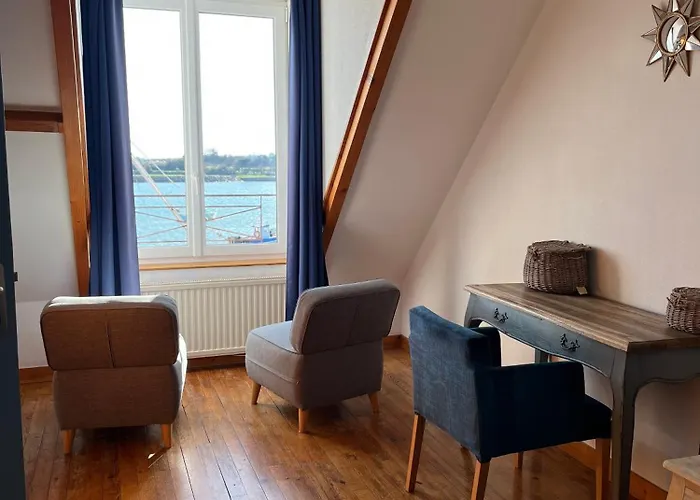 Les Transats Et Face à La 3*