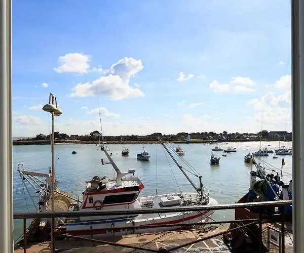 Les Transats Et Face à La 3* Barfleur